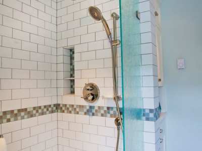 Bathroom-Remodel-Walk-In-Shower-Shower-Detail
